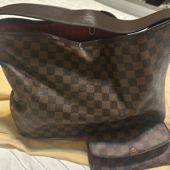 Louis Vuitton handbag with wallet - Picture 4 of 4